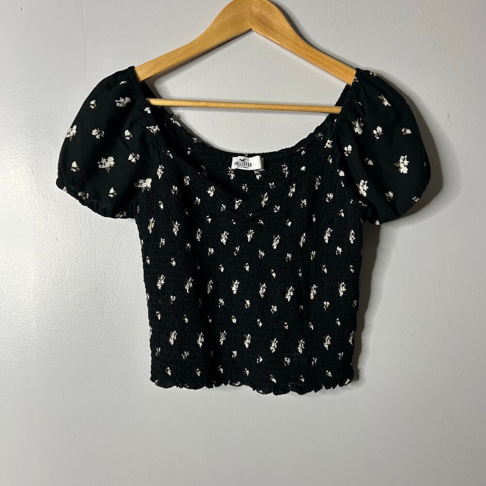 Hollister Renfair Smocked Dark Floral Boho Top‎ Women's Small Black Cottagecore